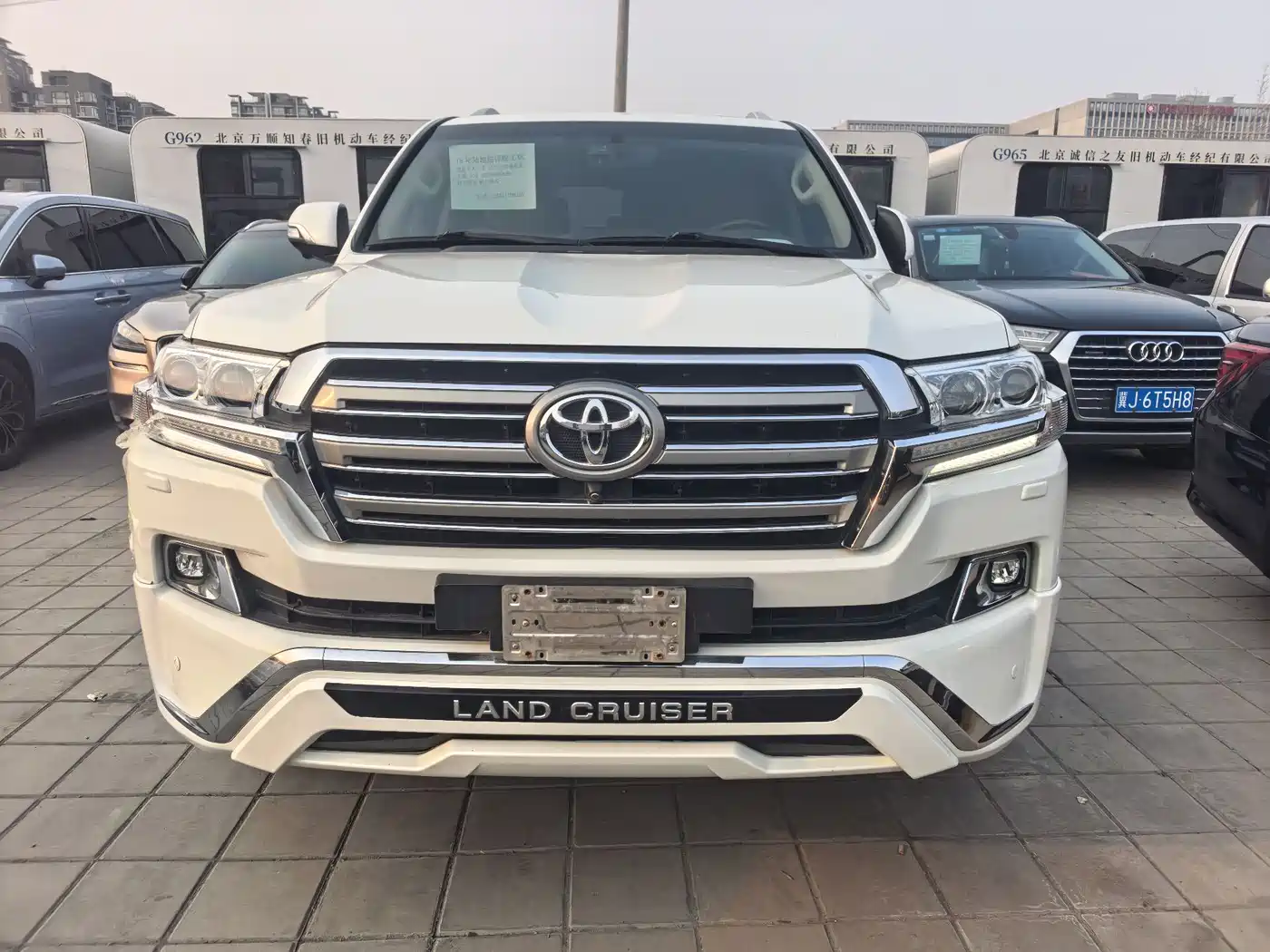 Toyota Land Cruiser (Import)