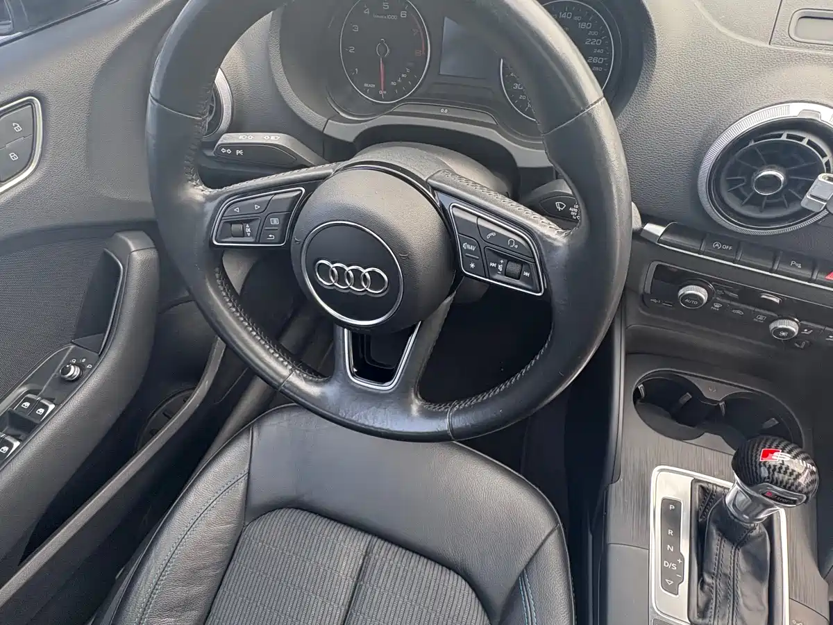 Audi A3 2019 Sportback 35 TFSI Progressive China VI фото 9