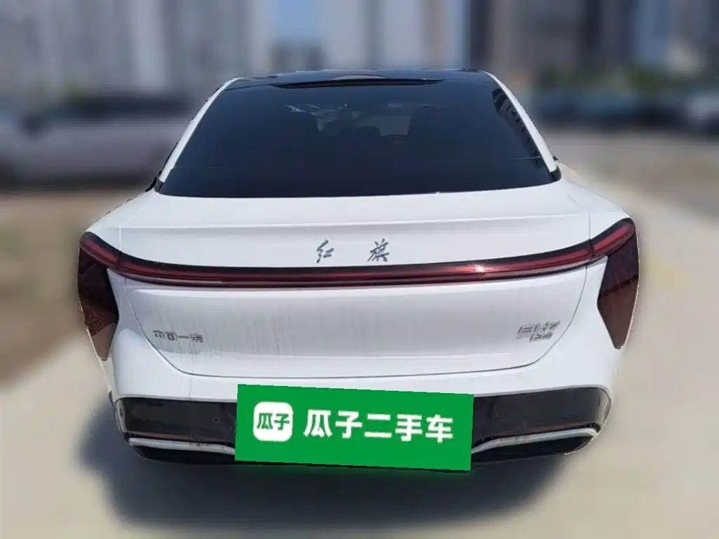 Hongqi EH7 2024 Model 760 Pro+ AWD фото 10