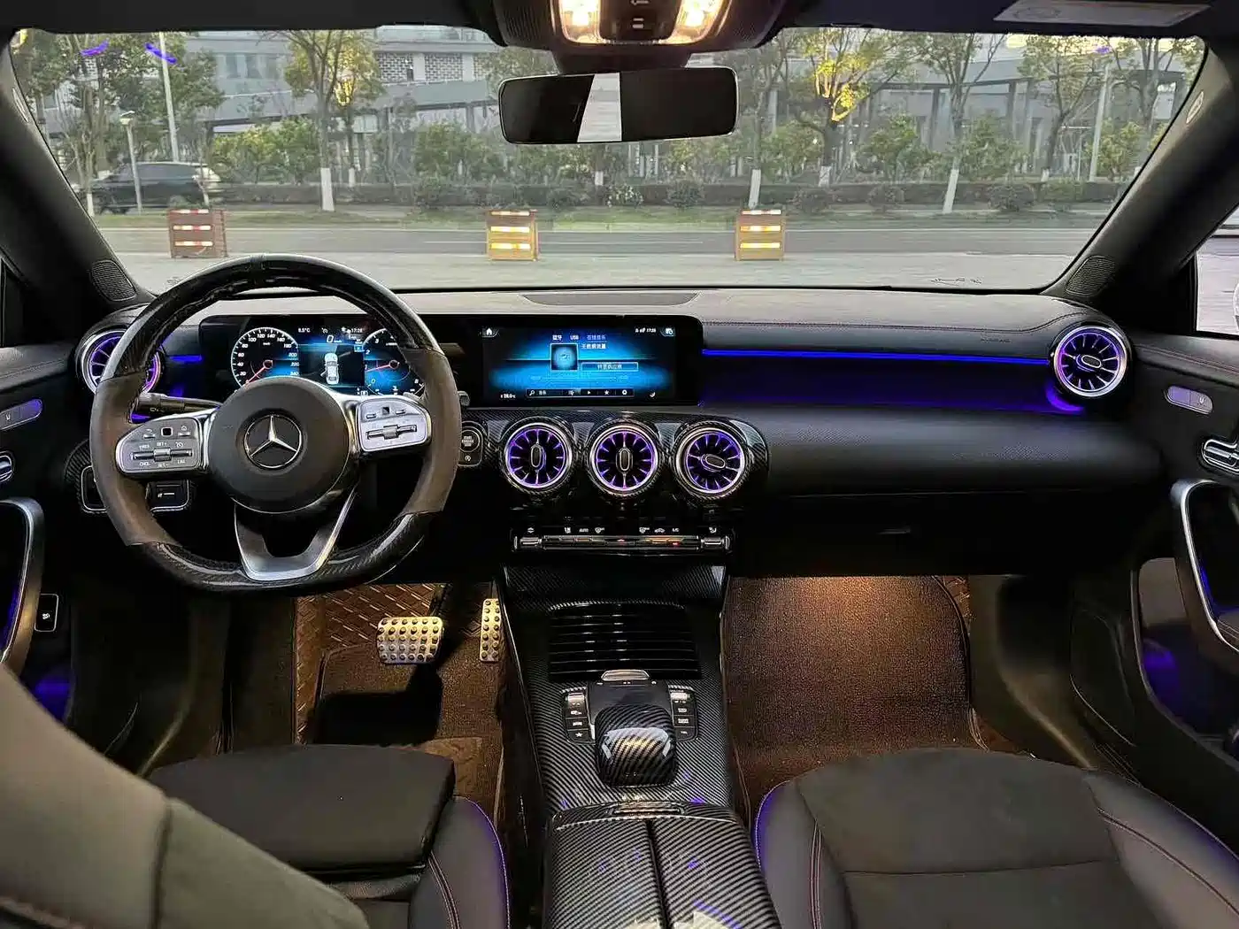 Mercedes-Benz CLA (Import) 2022 CLA 200 фото 5