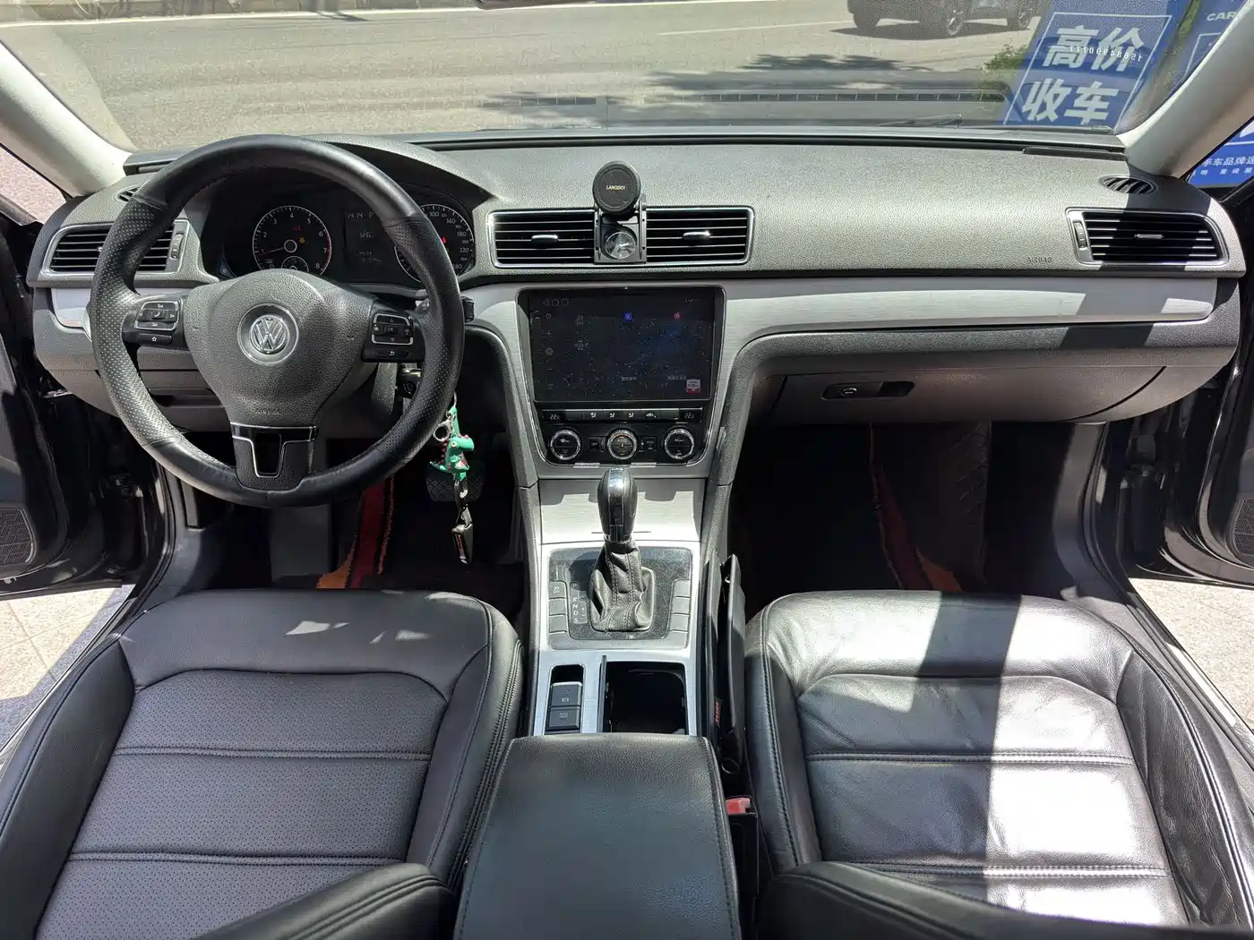 Volkswagen Passat 2012 2011 1.8TSI DSG Honor Edition