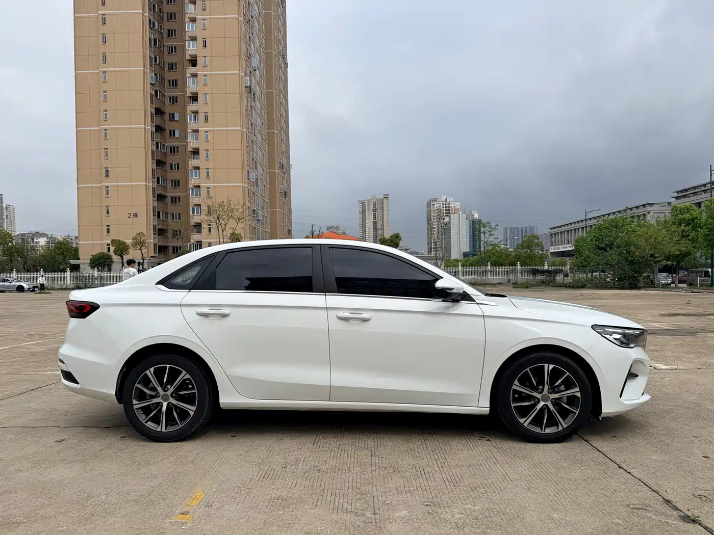 GEELY AUTOMOBILE EMGRAND