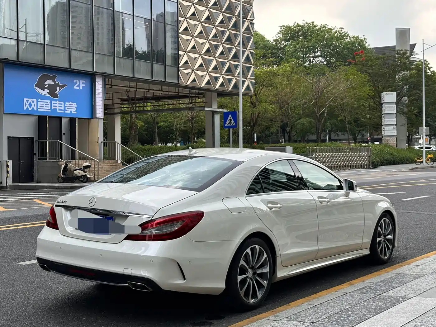 Mercedes-Benz CLS 2015 CLS 320 фото 14