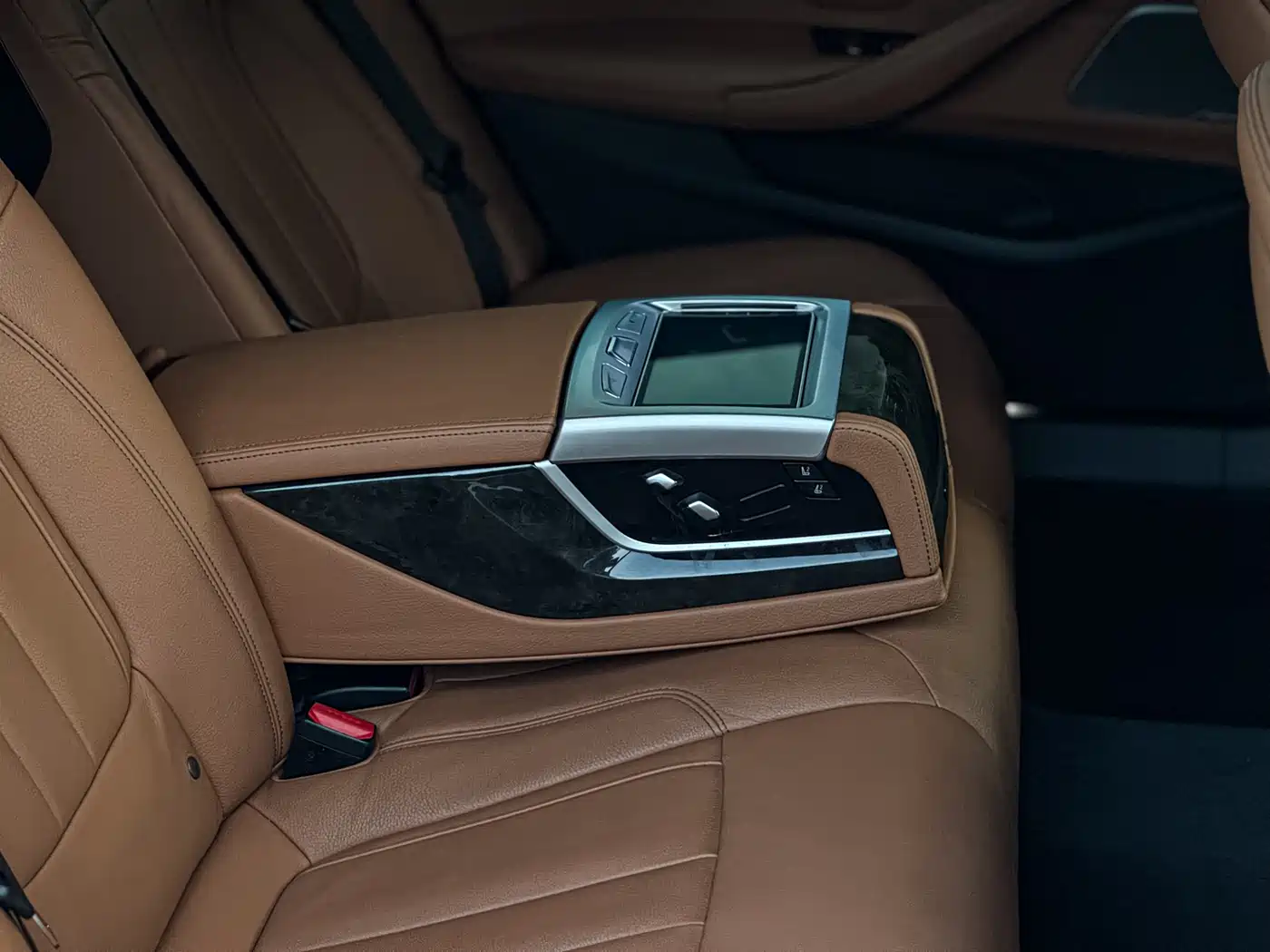 BMW 5 Series 2018 Facelift 530Li Exclusive M Sport Package фото 17