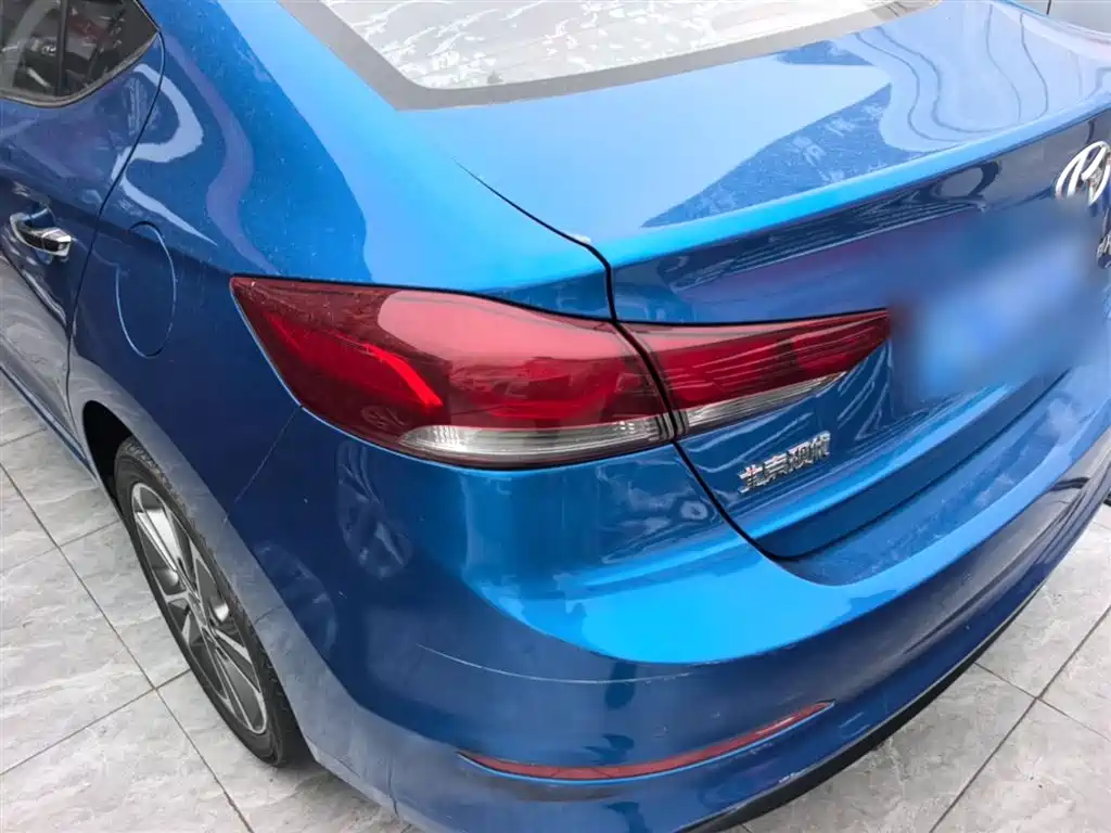 Hyundai Elantra 2016 Model 1.6L Automatic Smart Elite фото 5