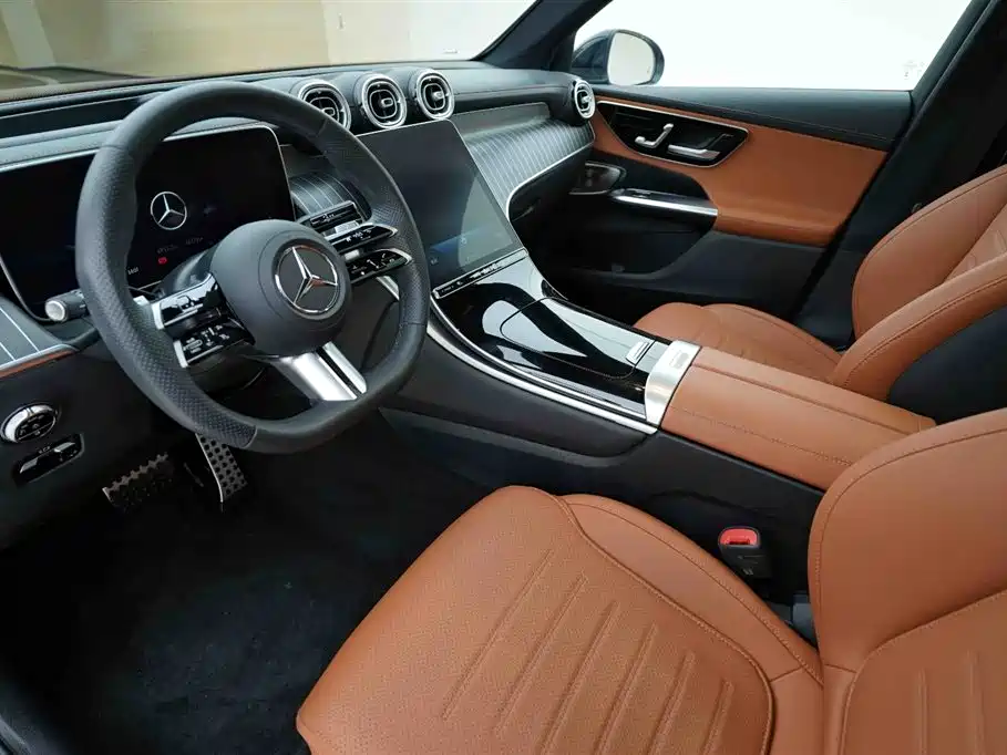 Mercedes-Benz GLC 2023 GLC 300 L 4MATIC Luxury 7-Seater фото 9