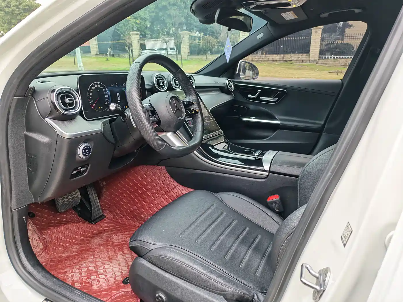 Mercedes-Benz C-Class 2023 Facelift II C 260 L Sport Edition фото 4