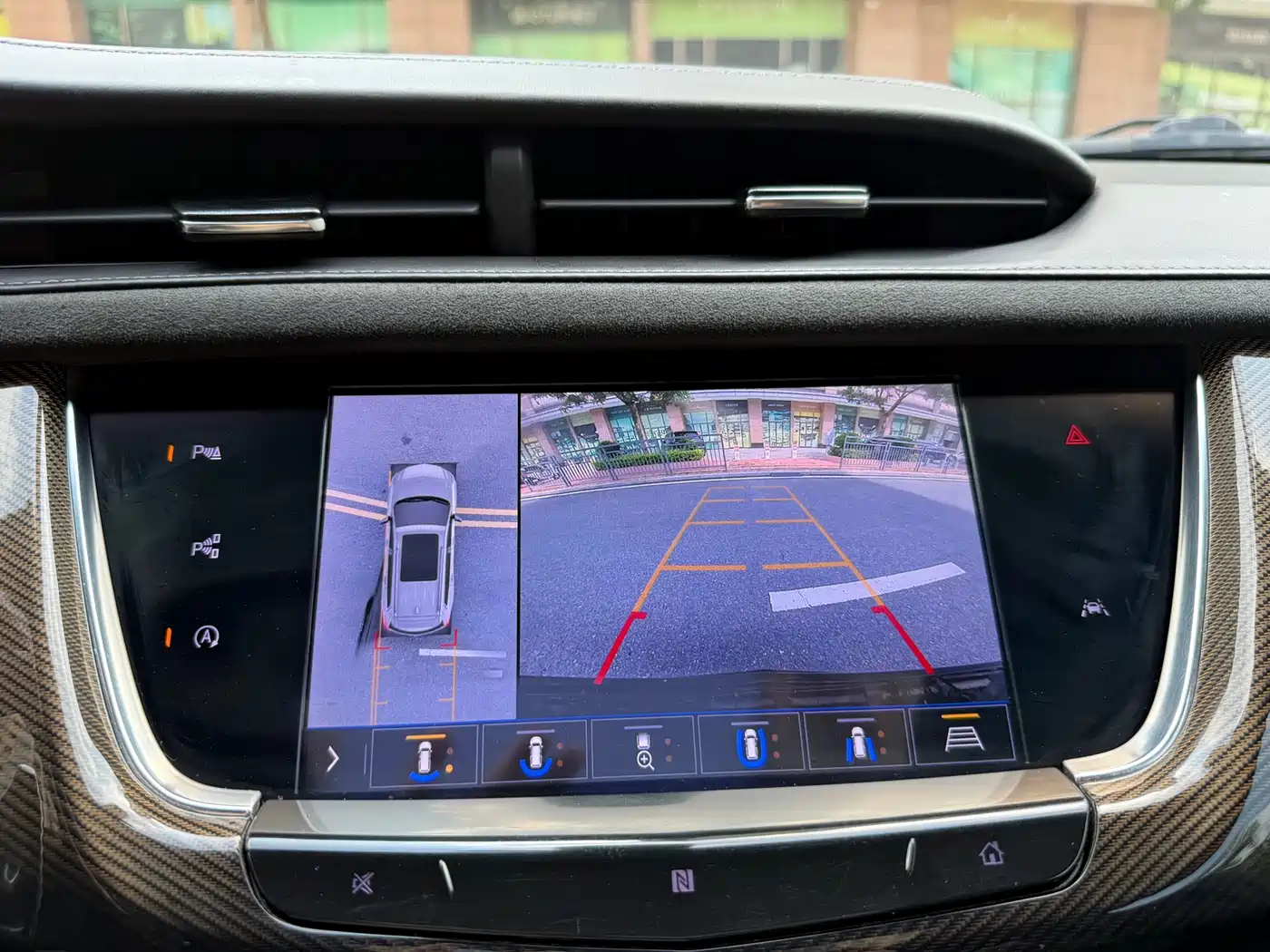 Cadillac XT6 2020 28T 6-Seater AWD Platinum Sport Edition фото 19