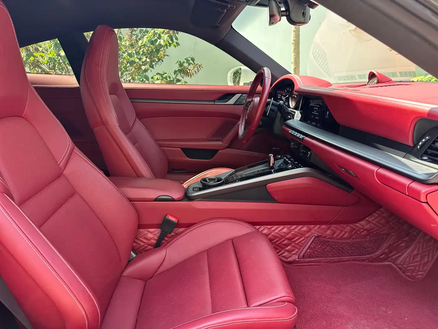 Porsche 911 2023 Carrera 4 3.0T фото 11