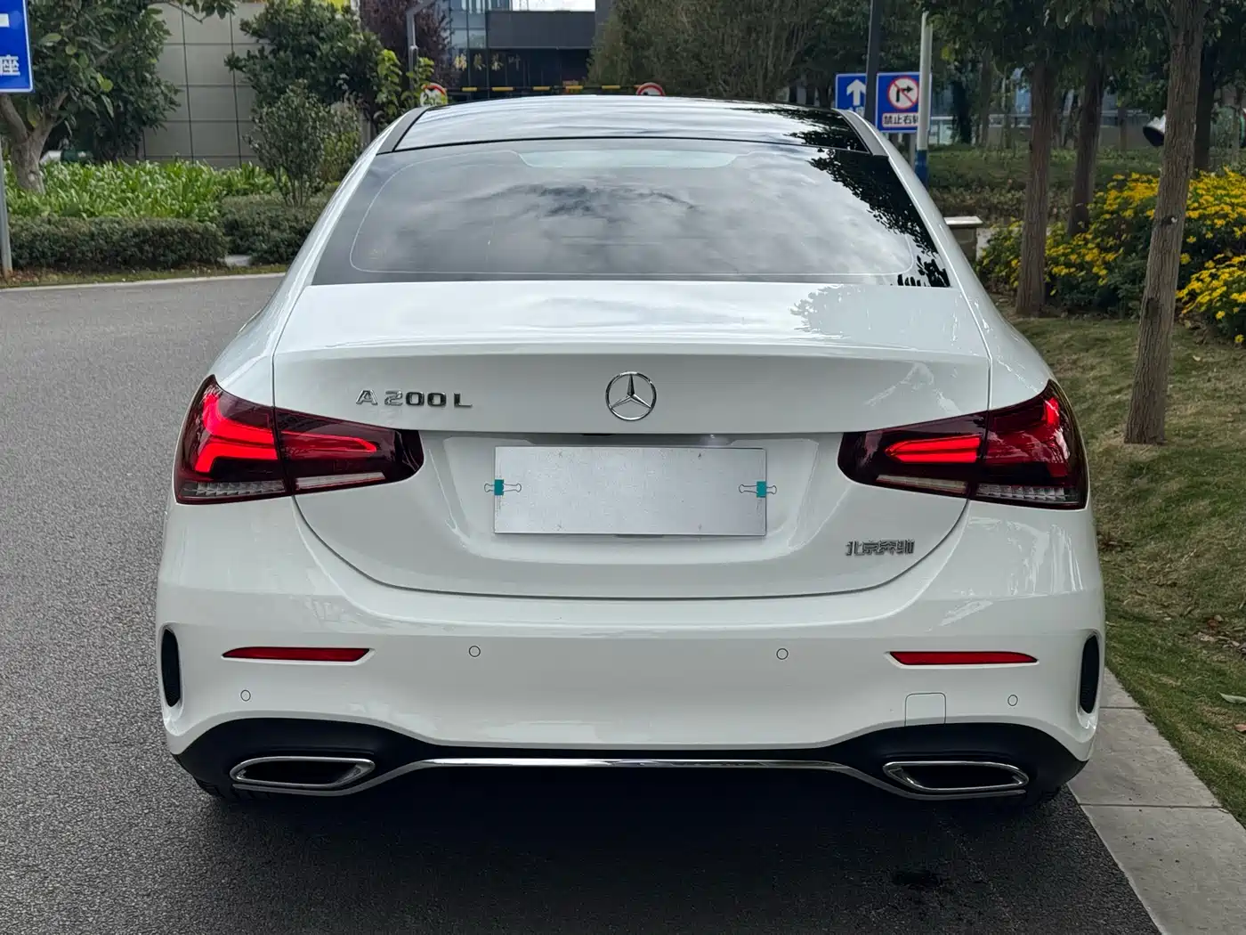 Mercedes-Benz A-Class 2022 Facelift III A 200 L Sport Sedan Fashion фото 5