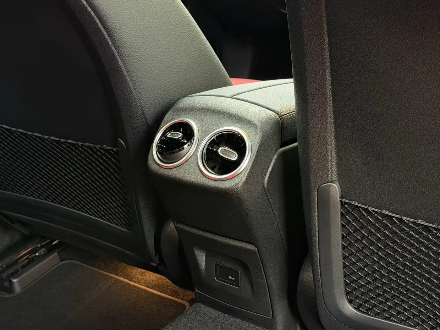 Mercedes-Benz A-Class AMG 2022 AMG A 35 L 4MATIC фото 20