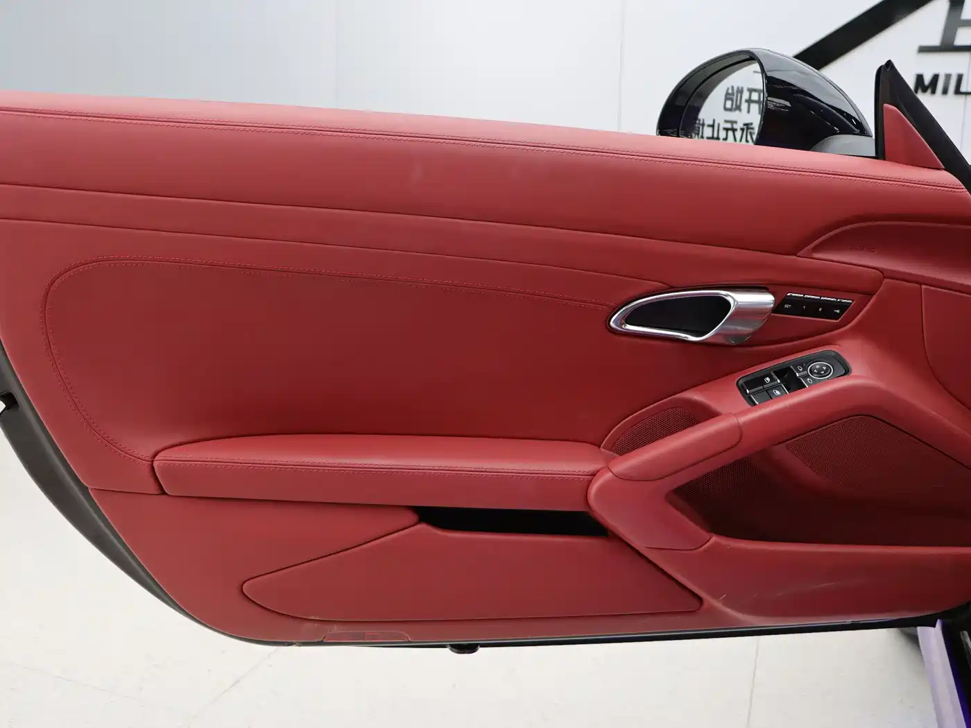 Porsche Boxster 2013 Boxster 2.7L фото 16