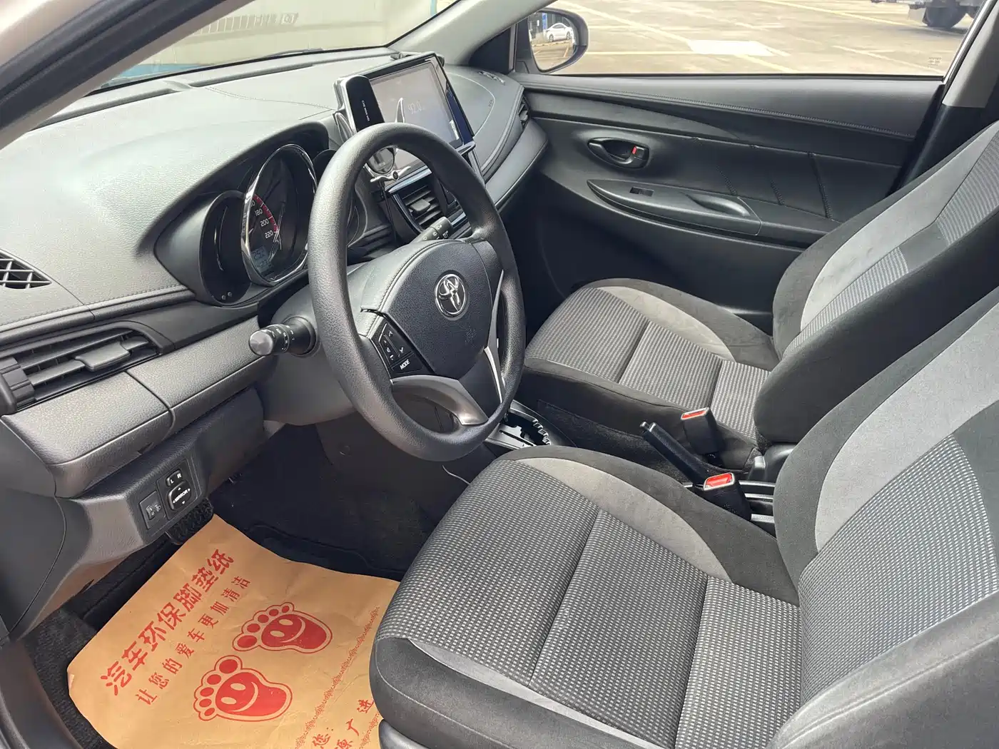 Toyota Vios FS 2022 1.5L CVT Sharp Speed CARE Edition фото 3