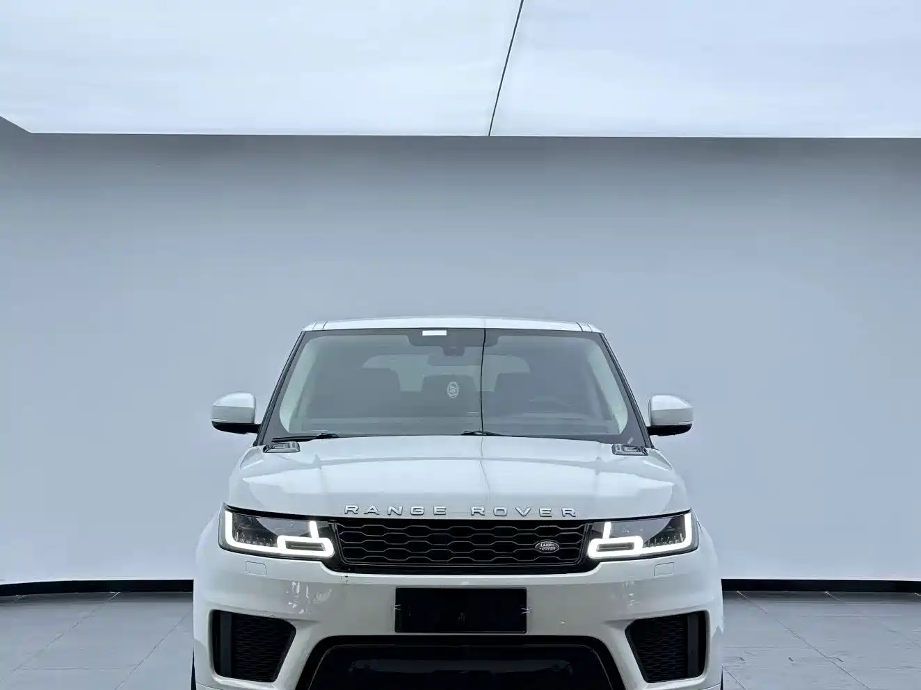 Фото 2 - Land Rover Range Rover Sport