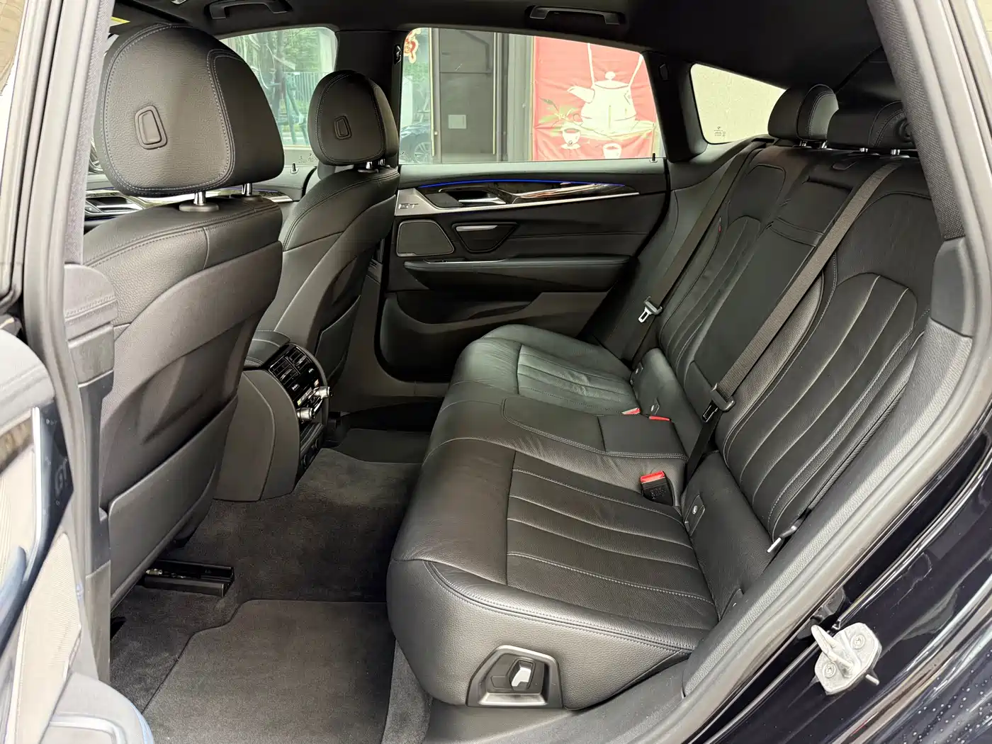BMW 6 Series GT 2018 630i M Sport Package фото 13
