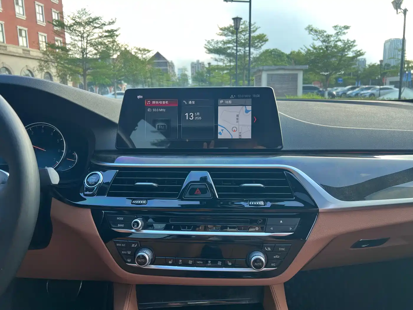 BMW 5 Series 2018 530Li Leading M Sport Package фото 18