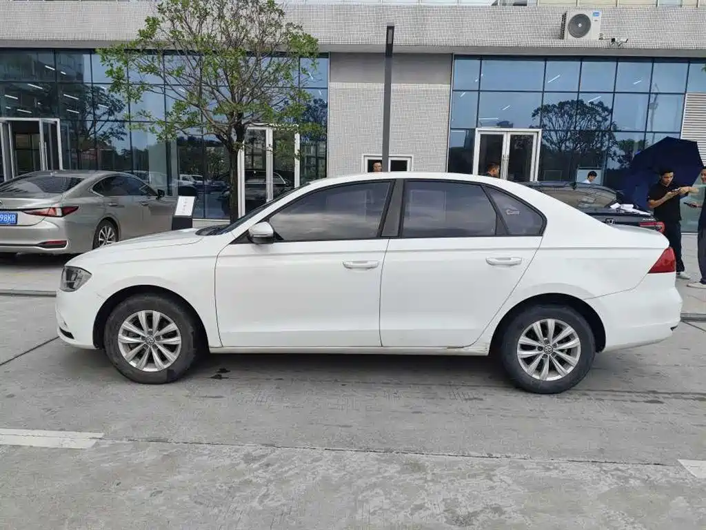 Volkswagen Bora 2018 1.5L Automatic Fashion фото 7