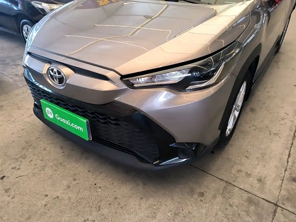 Toyota Frontlander 2023 2.0L CVT Elite Edition фото 24