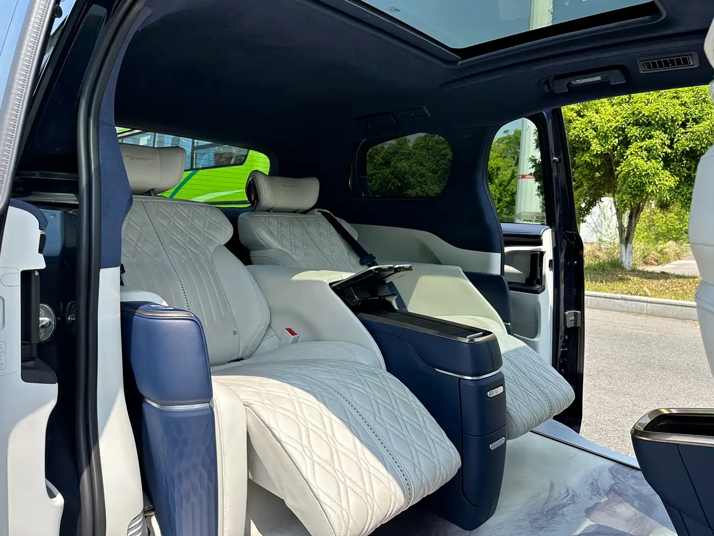 Buick GL8 2020 Avenir Four-Seat Prestige Edition фото 7