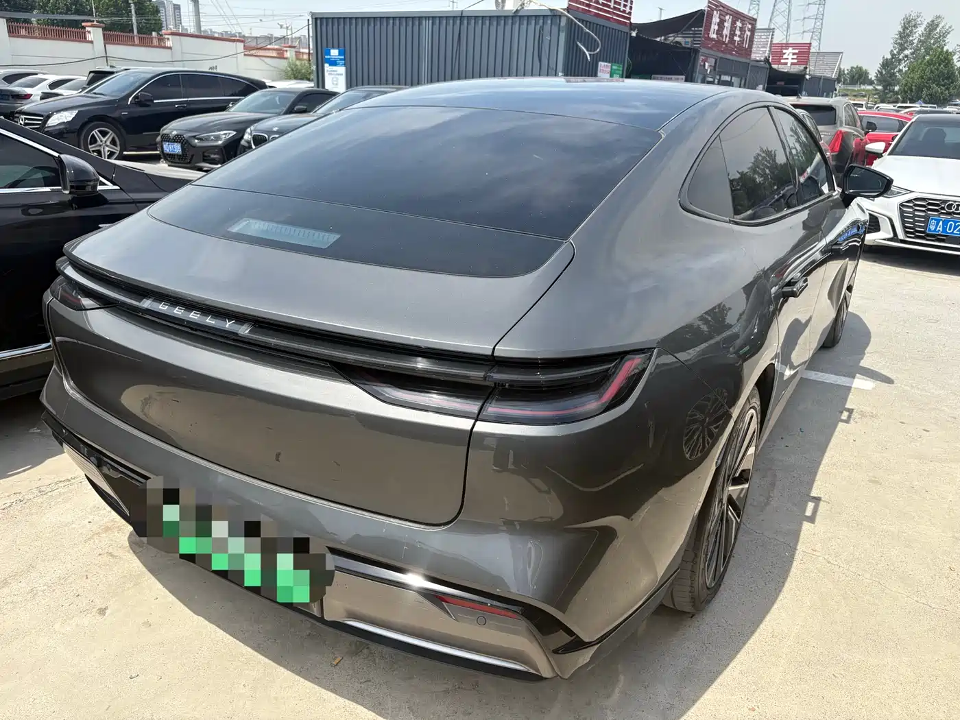 Geely Galaxy Galaxy E8 2024 665km RWD Starship Voyager Edition фото 9