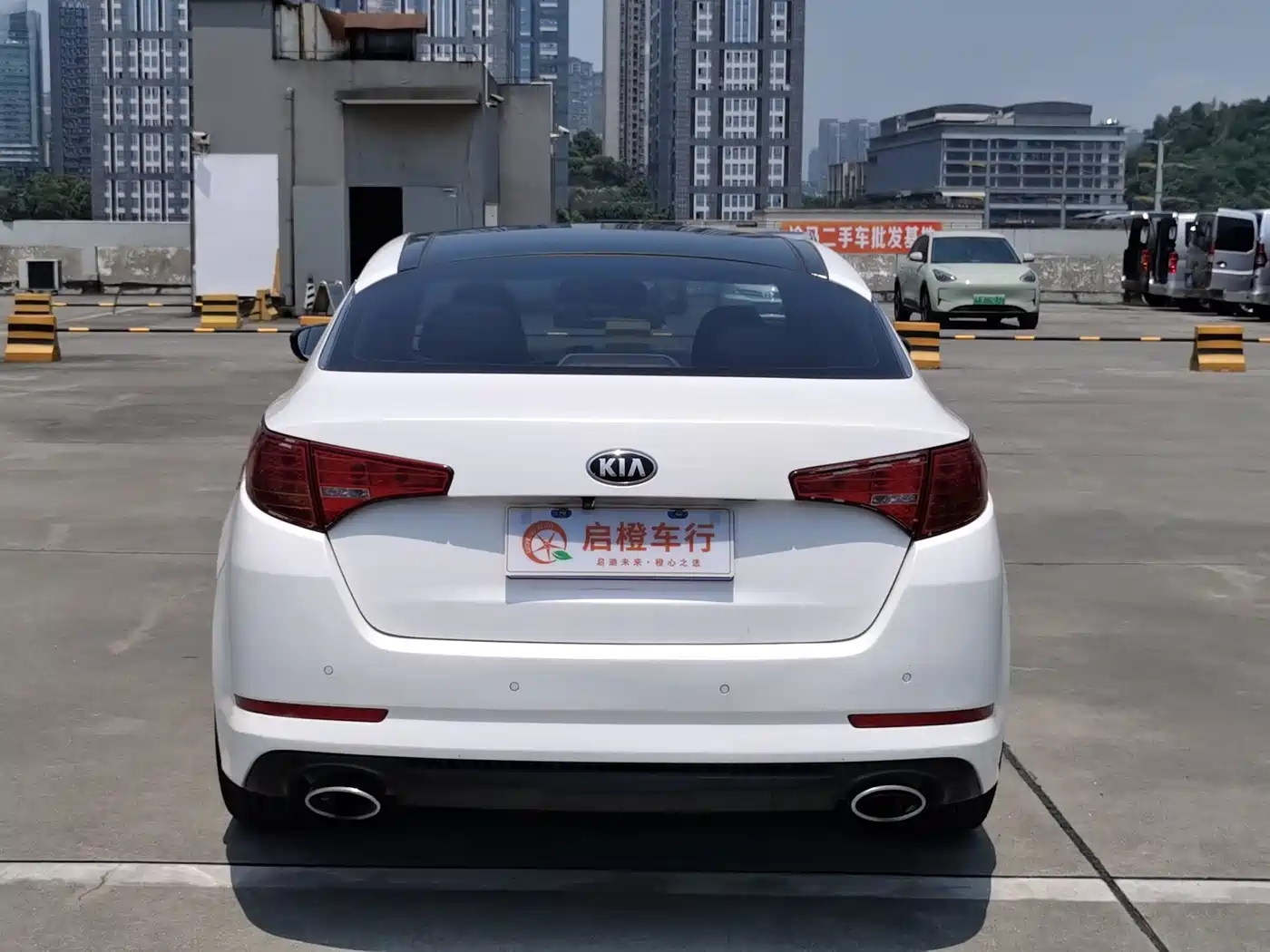Kia K5 2012 2.0L Automatic DLX фото 14