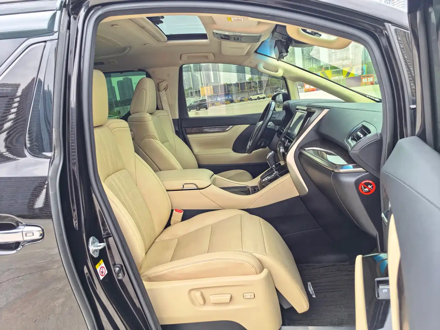 Toyota Vellfire 2020 2019 Hybrid 2.5L HV Premium Edition