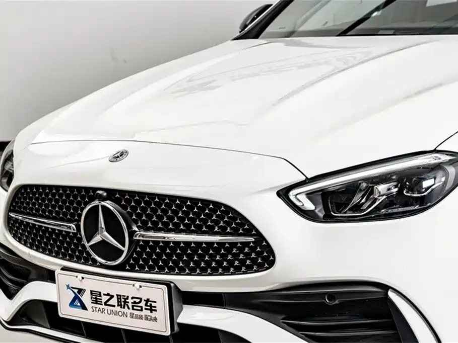 Mercedes-Benz C-Class 2024 Second Facelift C 260 L Night Edition Sport фото 4