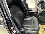 Photo 12 - Honda Odyssey