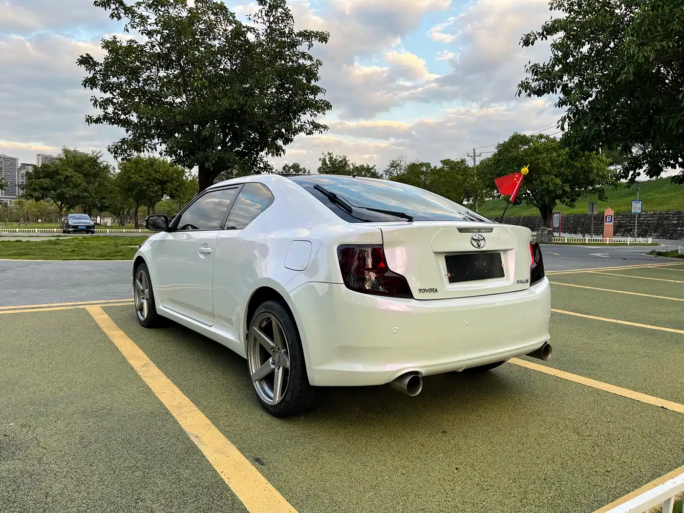 Toyota Zelos 2011 2.5L Luxury Edition фото 8