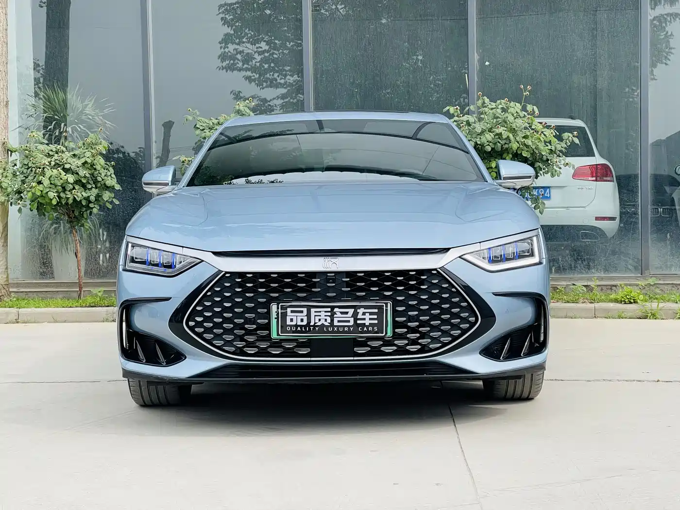 BYD Han 2024 DM-i Glory Edition 121KM Honor фото 3