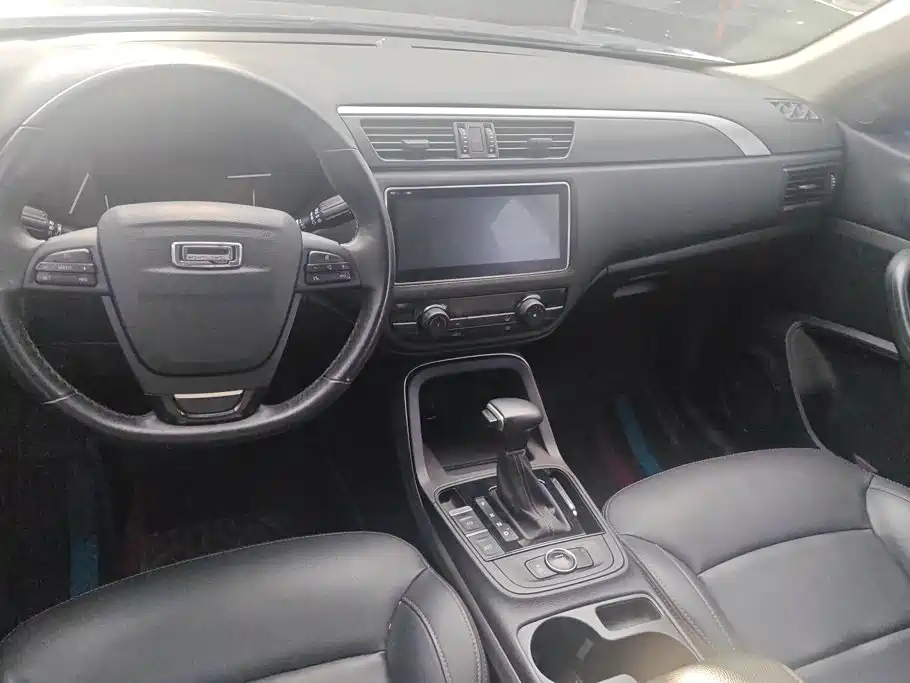 Qoros 5 2019 2018 1.6T Automatic Leading Type