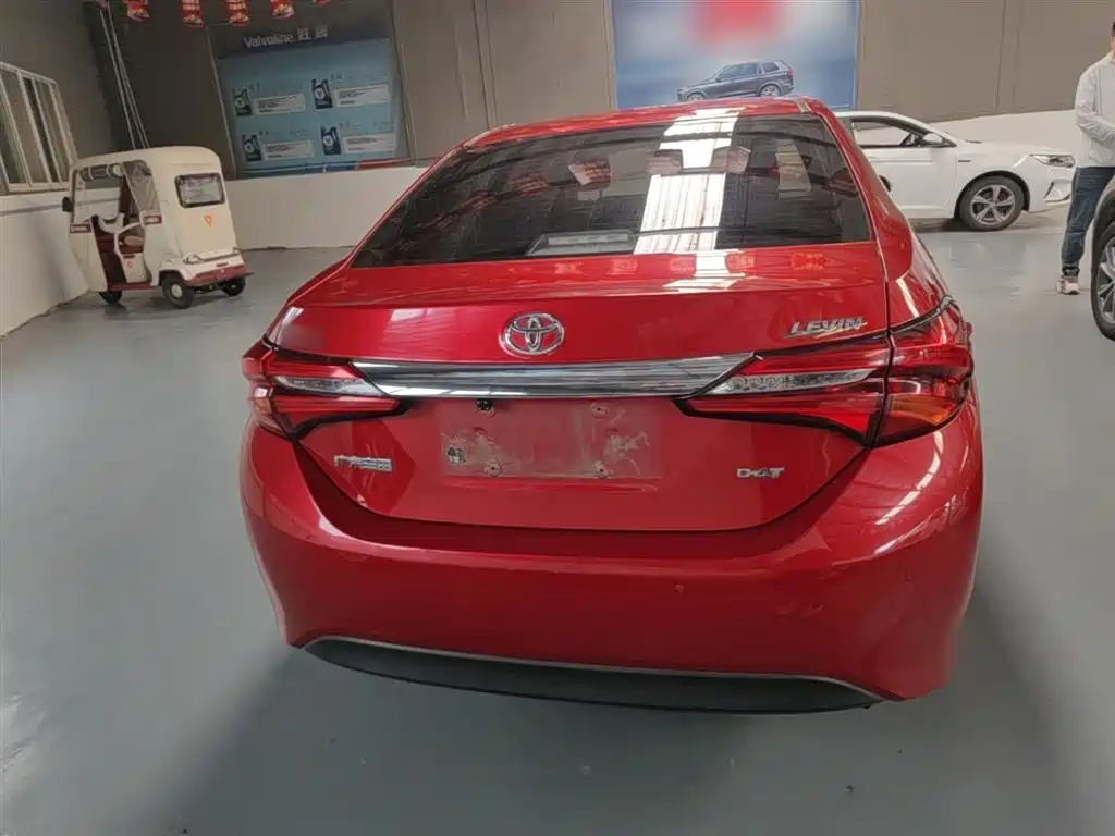 Toyota Levin 2017 Facelift 185T CVT Elite (China V) фото 6
