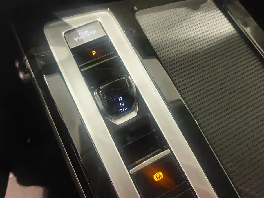 Volkswagen Talagon 2024 380TSI 4WD R-Line Cruise Shared Edition фото 16