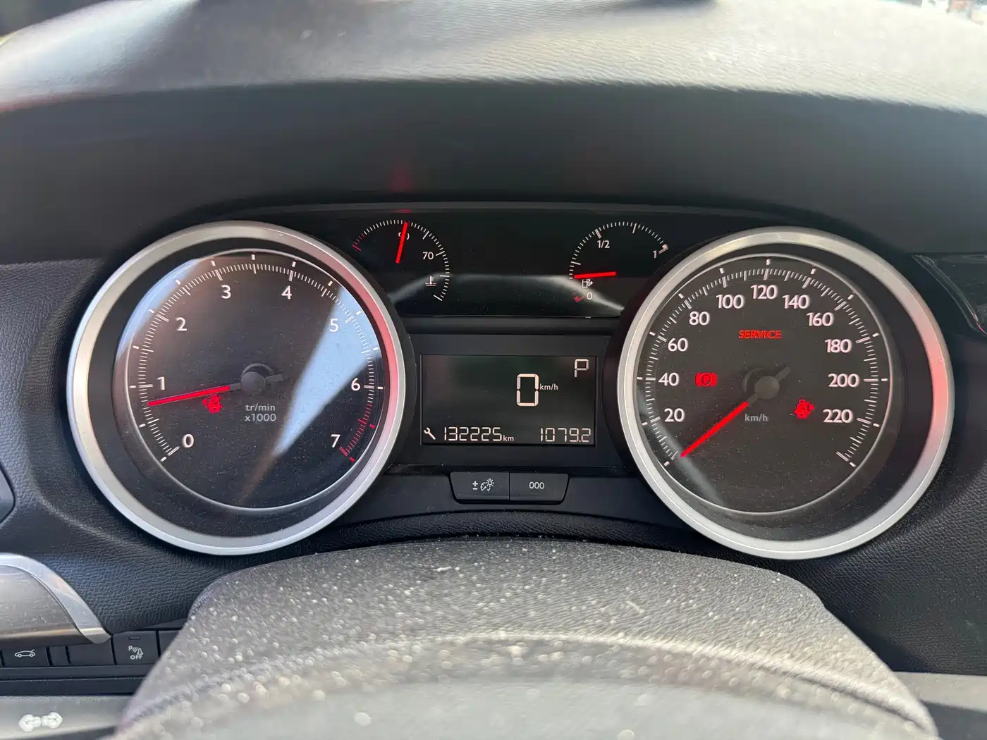 Peugeot 408 2014 1.8L Automatic Luxury Edition фото 21