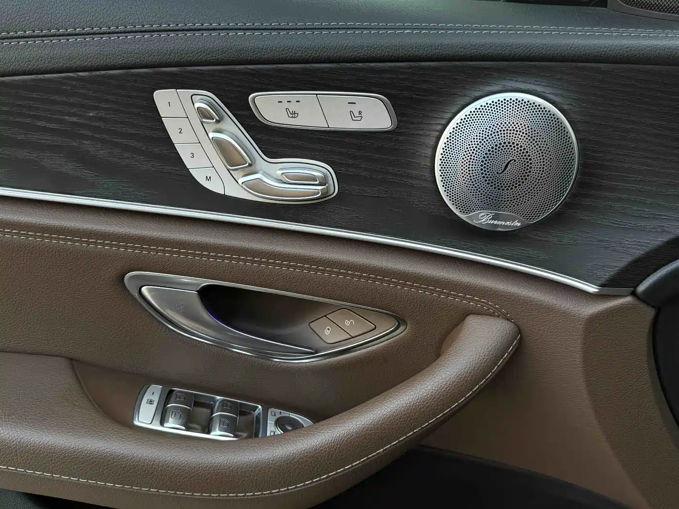 Mercedes-Benz E-Class 2020 Facelift E 300 L Sport Exclusive фото 16
