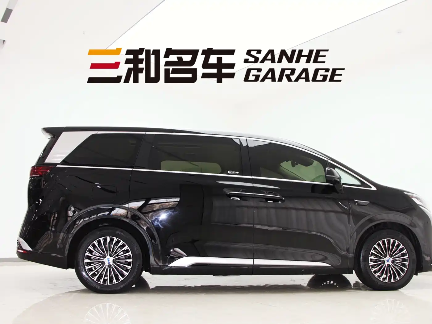 Denza D9 2025 Model DM-i Smart Drive Edition 1020 AWD Flagship фото 4