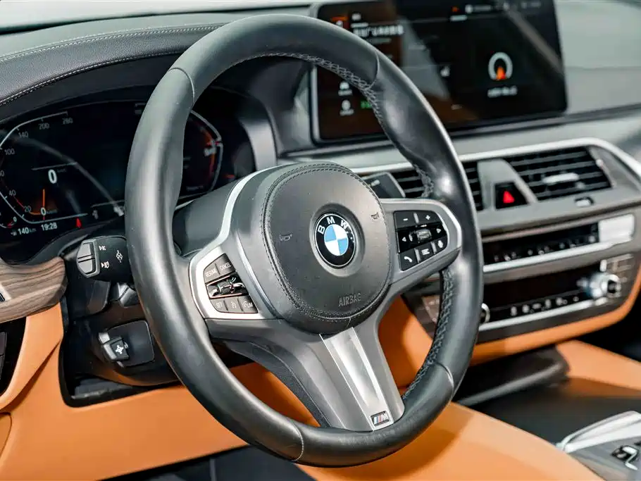 BMW 5 Series (Import) 2022 Facelift 525i M Sport Package фото 9