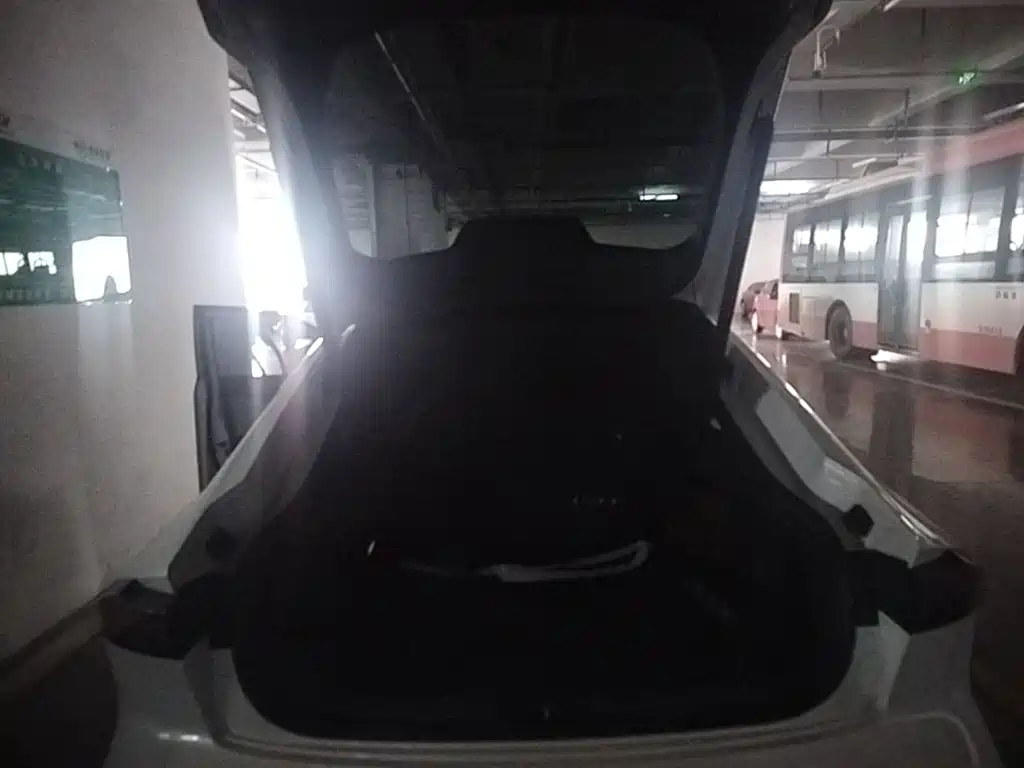 Changan UNI-V iDD 2023 2023 Smart Electric iDD 1.5T 113km Smart Fun Type (Rapid Edition)