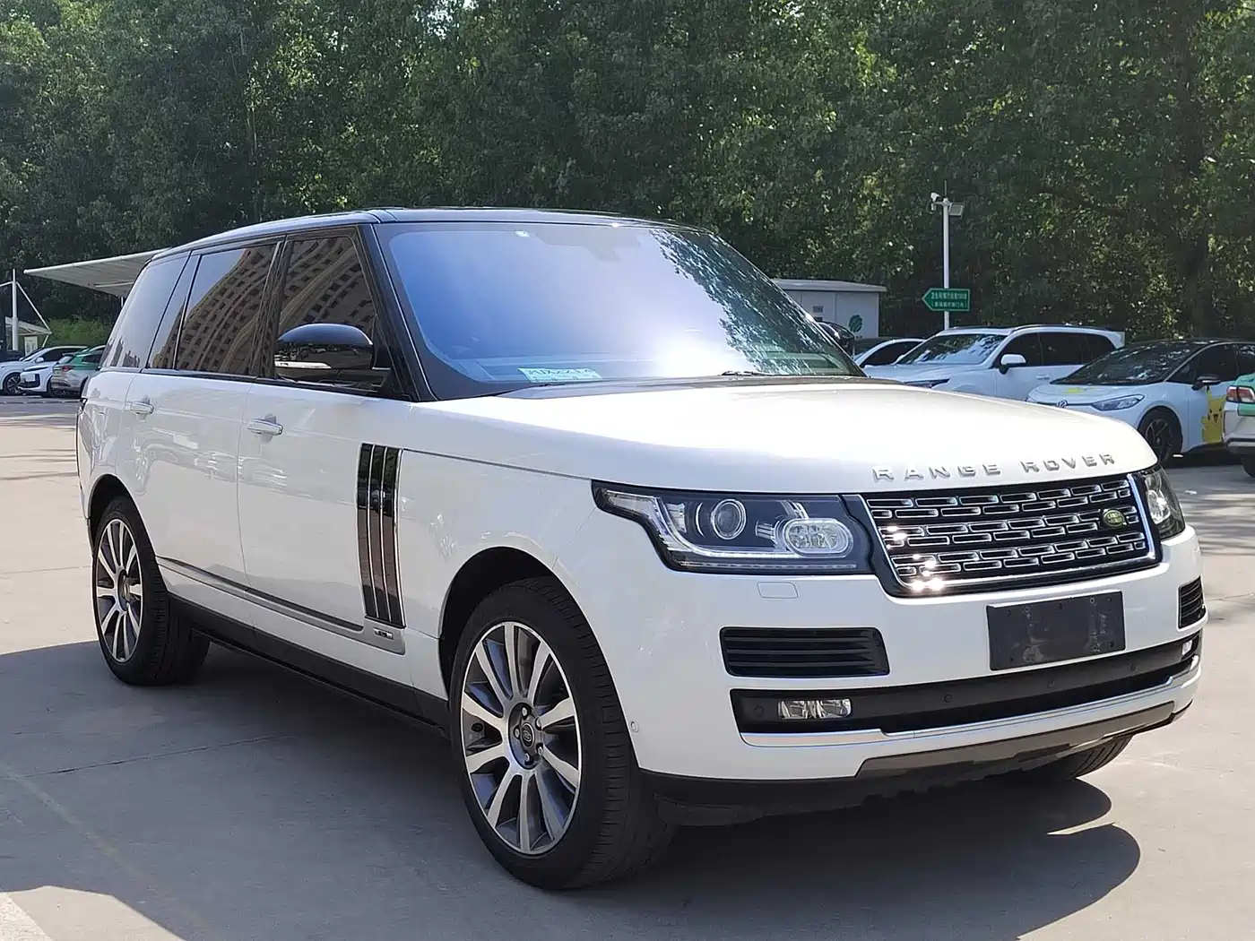 Land Rover Range Rover 2016 3.0 SC V6 Vogue SE Ultimate Autobiography LWB фото 3