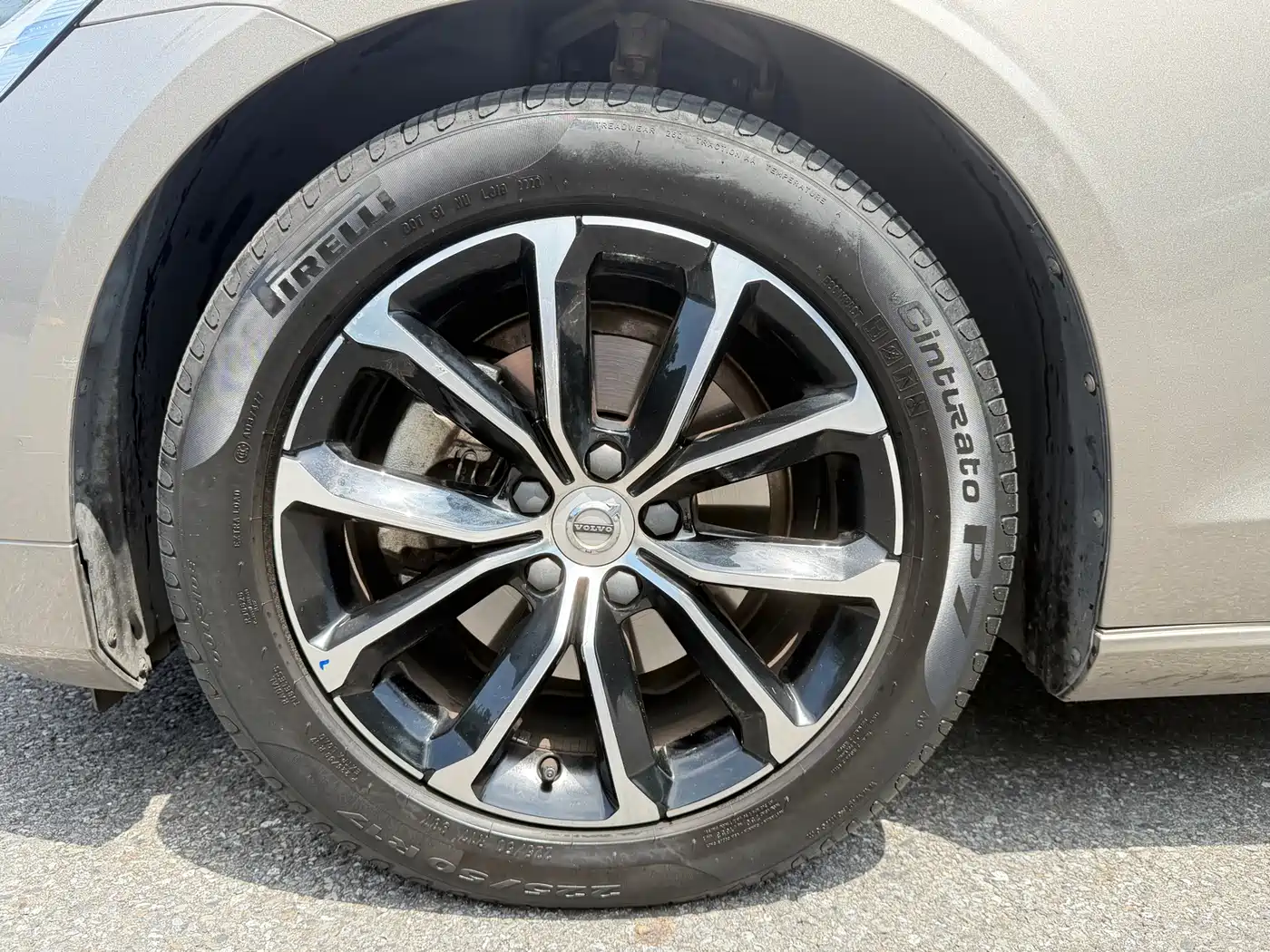 VOLVO S60