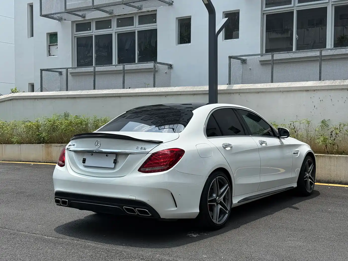 Mercedes-Benz C-Class AMG 2015 AMG C 63 фото 9