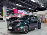 Фото 1 - Suzuki Swift