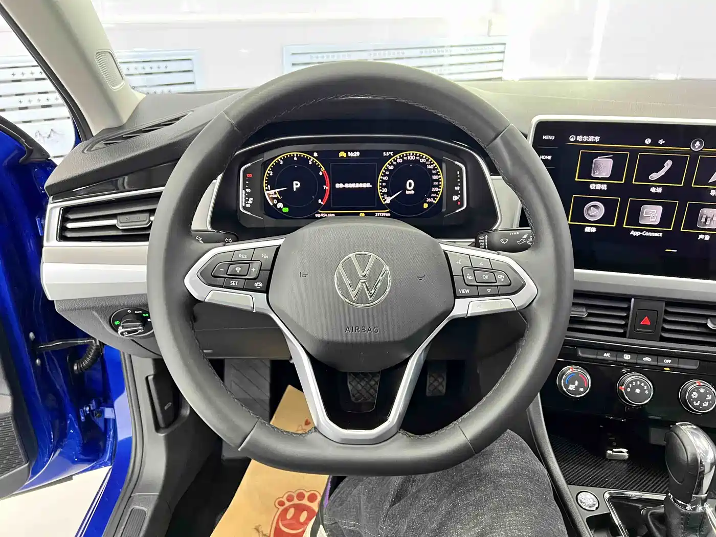 Volkswagen Bora 2023 200TSI DSG Smart PRO Edition фото 14