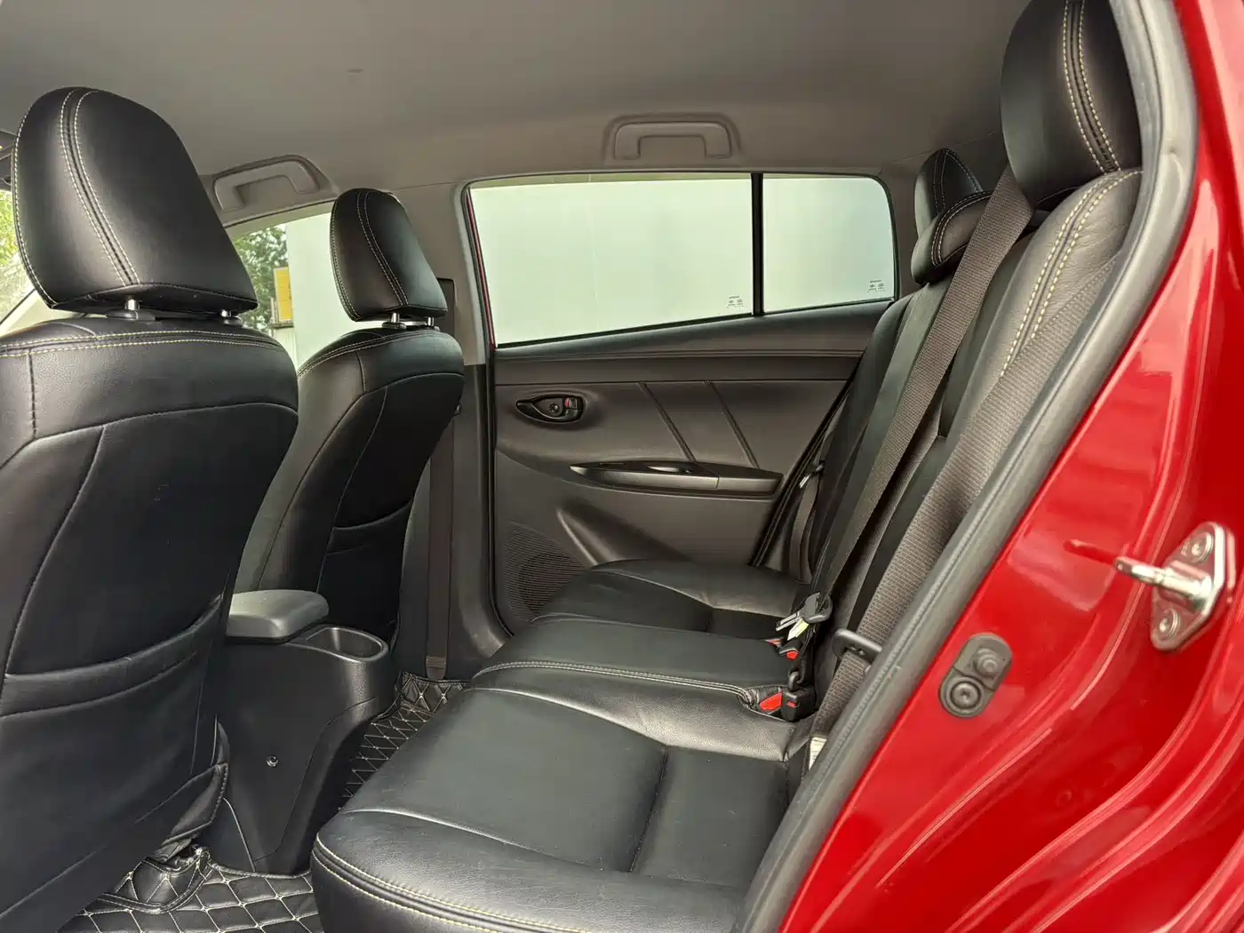 Toyota YARiS L Zhi Xuan 2019 1.5E CVT MeiDong Edition China VI фото 7