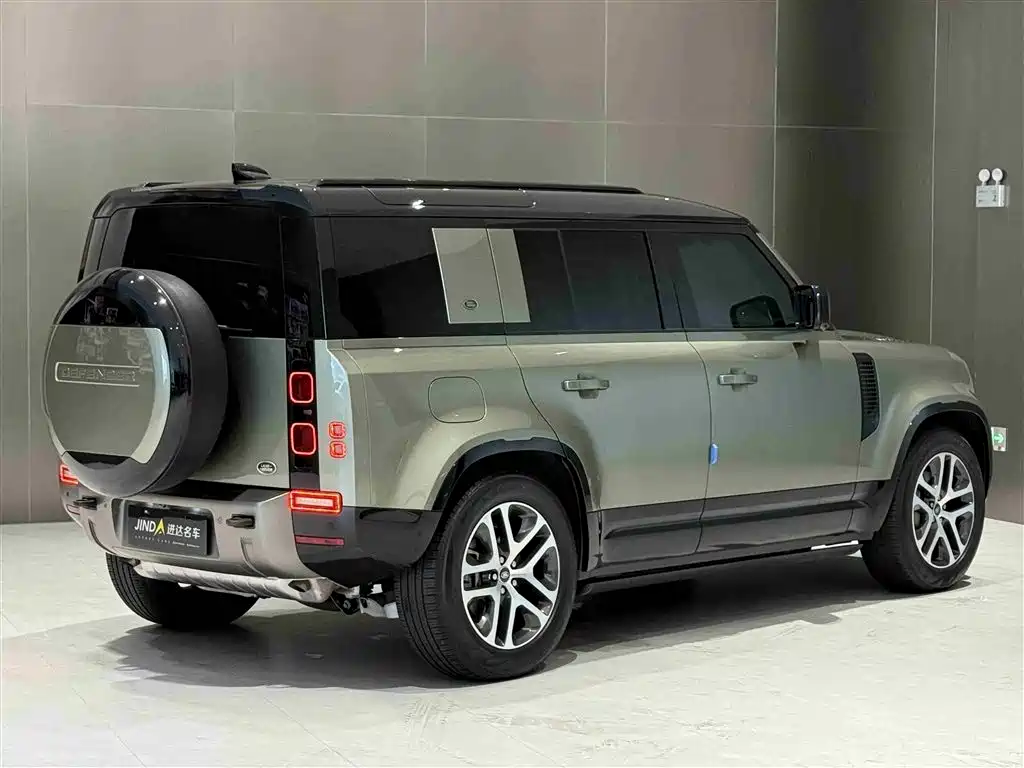 Land Rover Defender 2023 Facelift 110 3.0T P400 X-DYNAMIC HSE фото 21