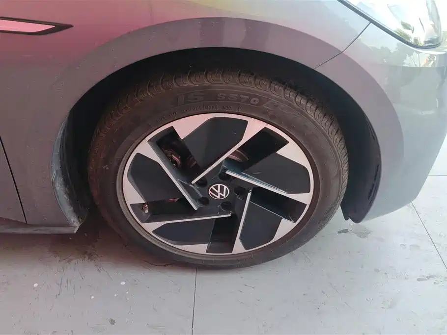 Volkswagen ID.3 2023 Upgraded Pure Intelligence Edition фото 6