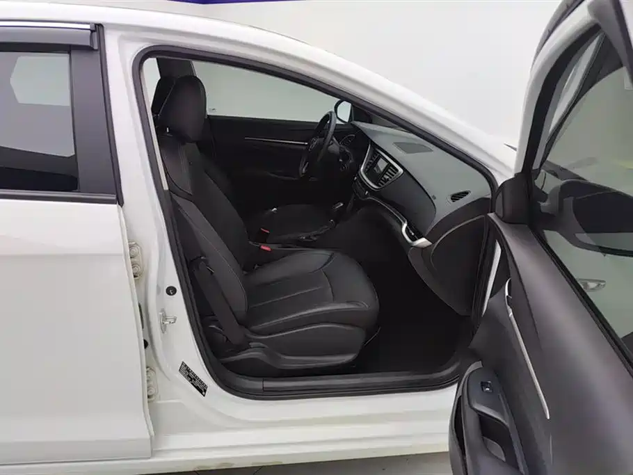 Buick Excelle 2021 Facelift Exemplar 1.5L Auto Elite фото 8