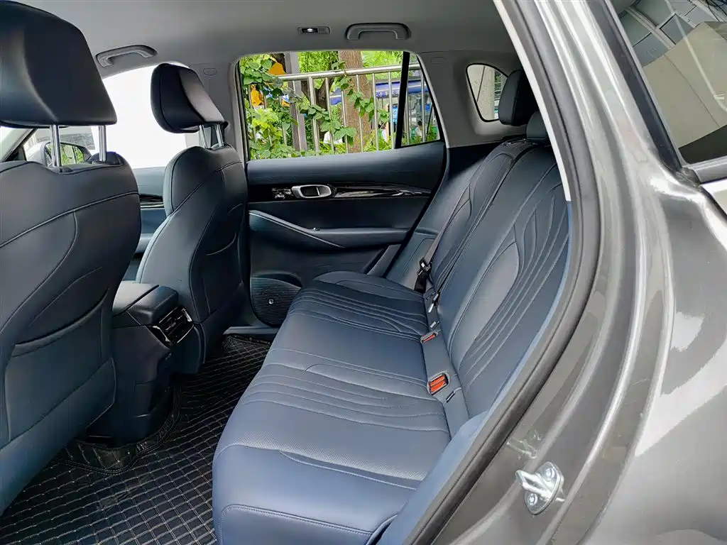 Geely Galaxy Galaxy E5 2024 530km Voyage Edition фото 8
