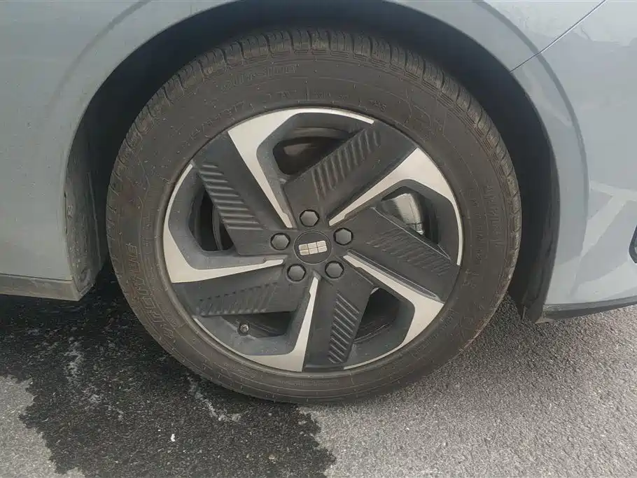 GEELY GALAXY GALAXY L6