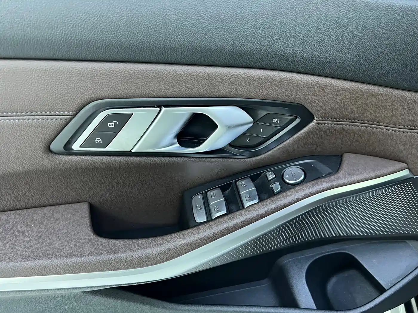 BMW 3 Series 2023 320Li M Sport Package фото 4